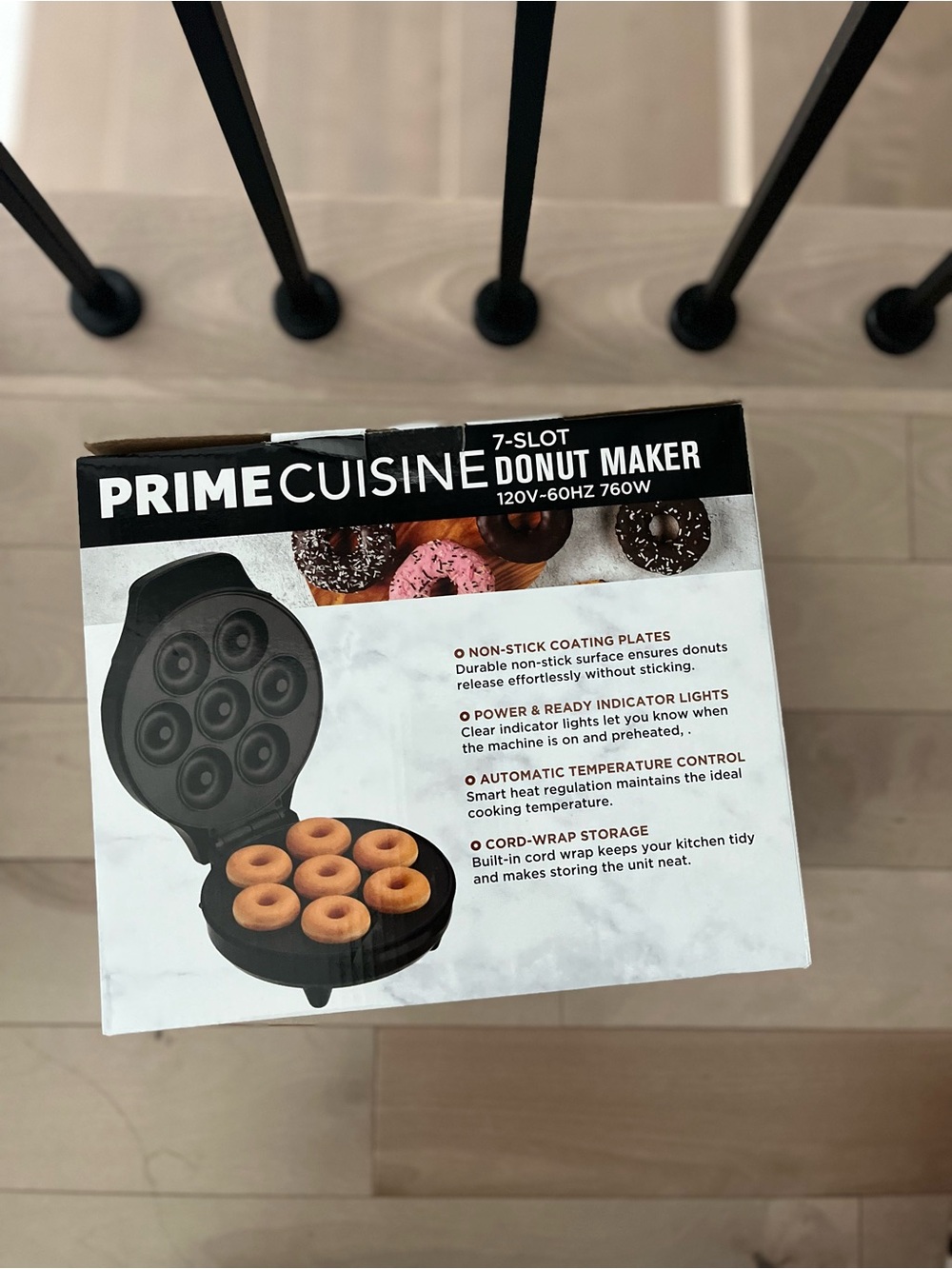 7-Slot Donut Maker - Black